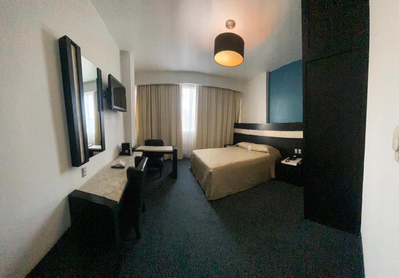 Hotel Real Rex Леон Екстериор снимка
