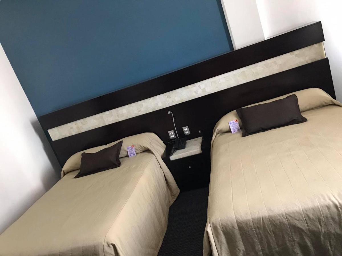 Hotel Real Rex Леон Екстериор снимка