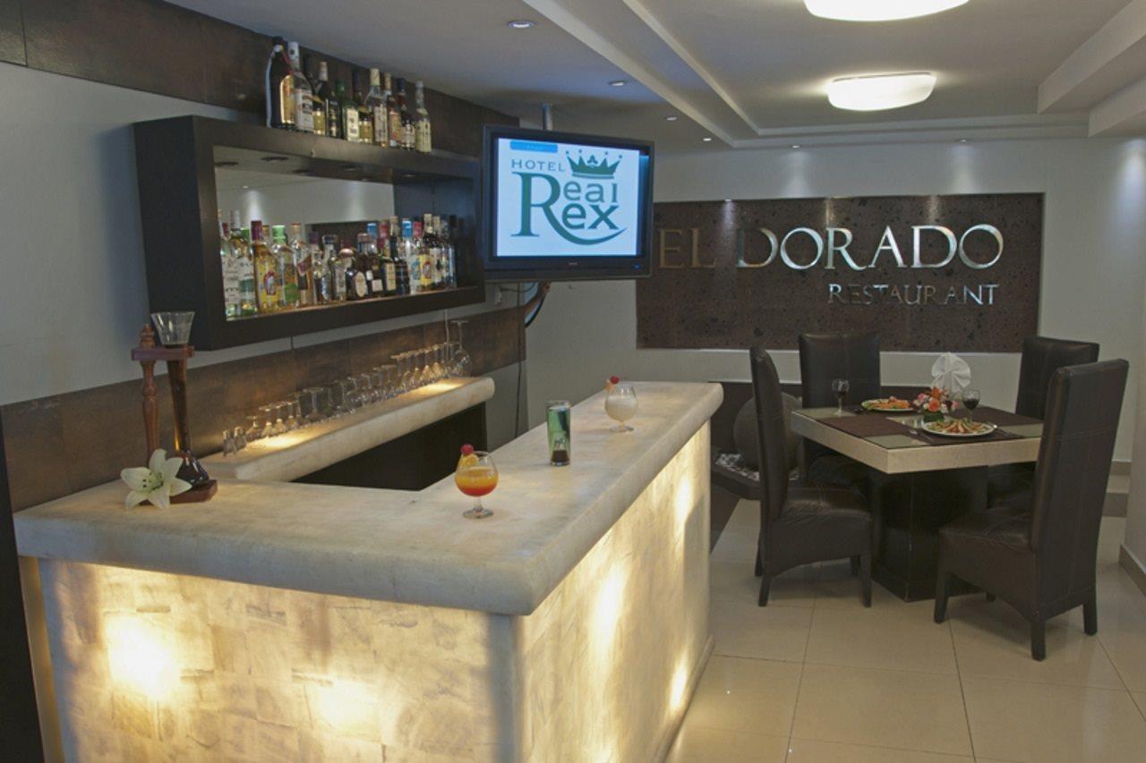 Hotel Real Rex Леон Екстериор снимка