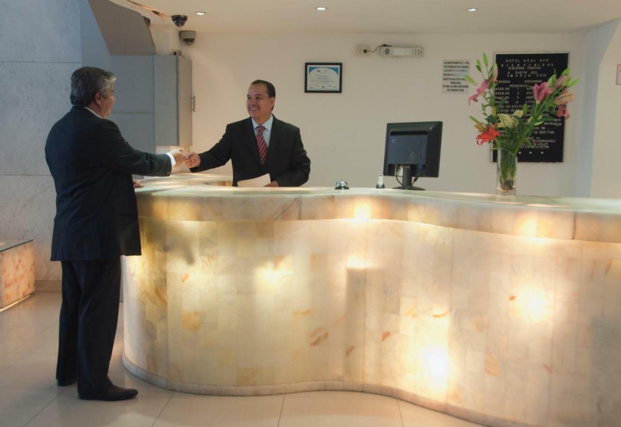 Hotel Real Rex Леон Екстериор снимка