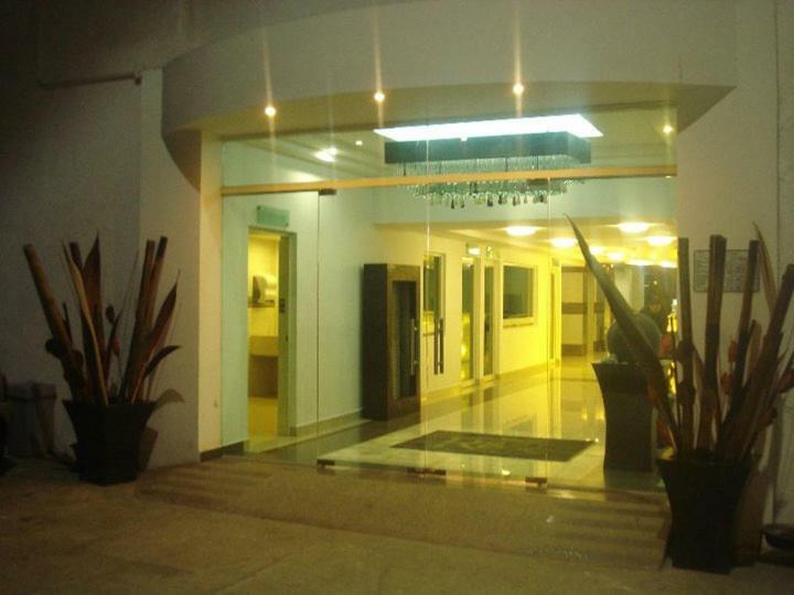 Hotel Real Rex Леон Екстериор снимка